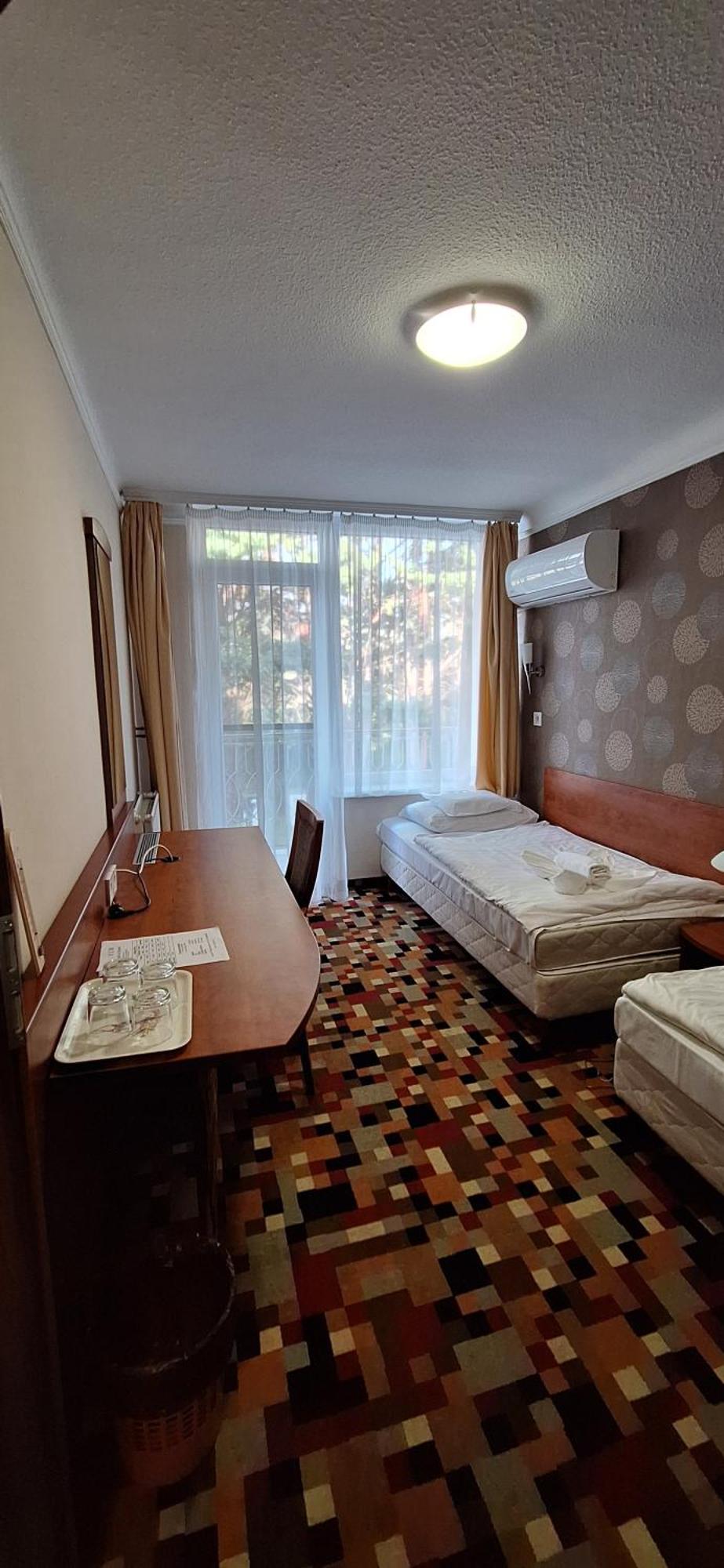 Atryum Hotel Szolnok Exterior foto